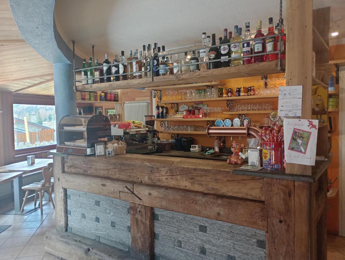 Sasso Nero Hotel Chiesa in Valmalenco Ngoại thất bức ảnh