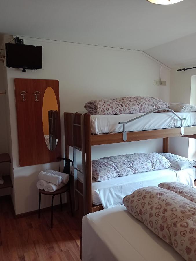 Sasso Nero Hotel Chiesa in Valmalenco Ngoại thất bức ảnh