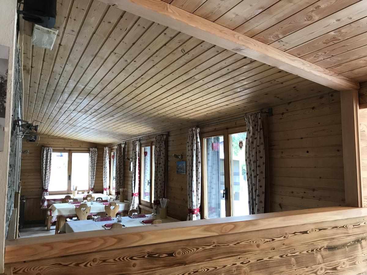 Sasso Nero Hotel Chiesa in Valmalenco Ngoại thất bức ảnh